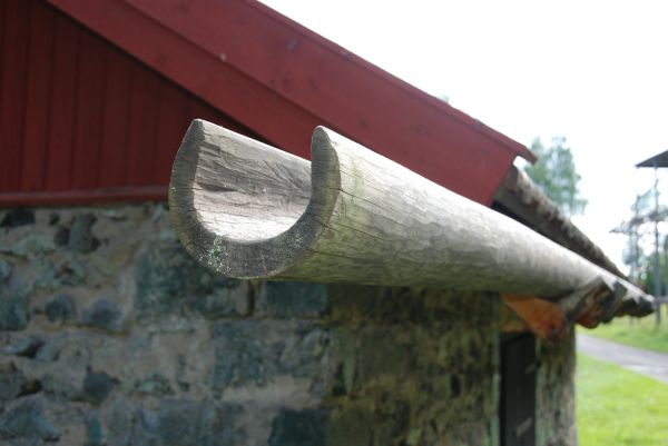 Cost of Wooden Gutter Repair in South Lyon