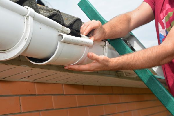 Cost of Large Gutter Repair in South Lyon